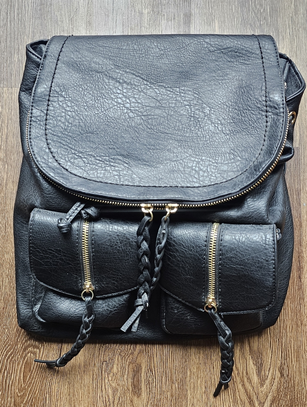 Black Sole Society Pu Vegan Leather Backpack Bag Gold Zippers Heavy Durable Brai
